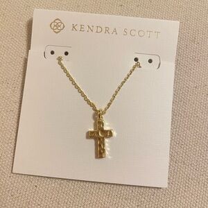 Kendra Scott Cross Pendant Necklace in Gold